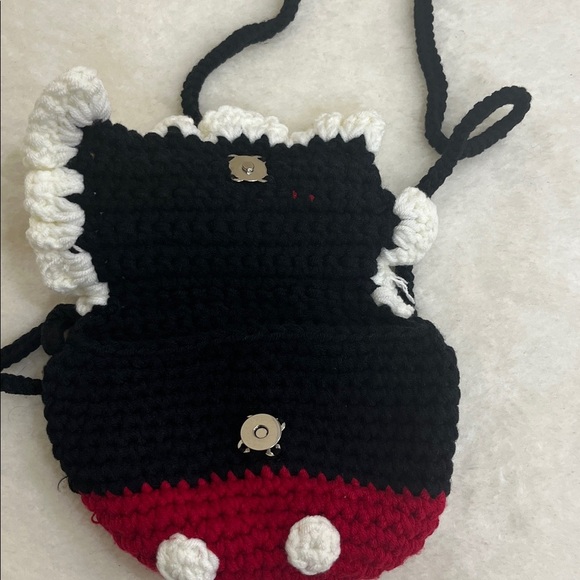 Red and White Crochet Crossbody Bag - Picture 6 of 8